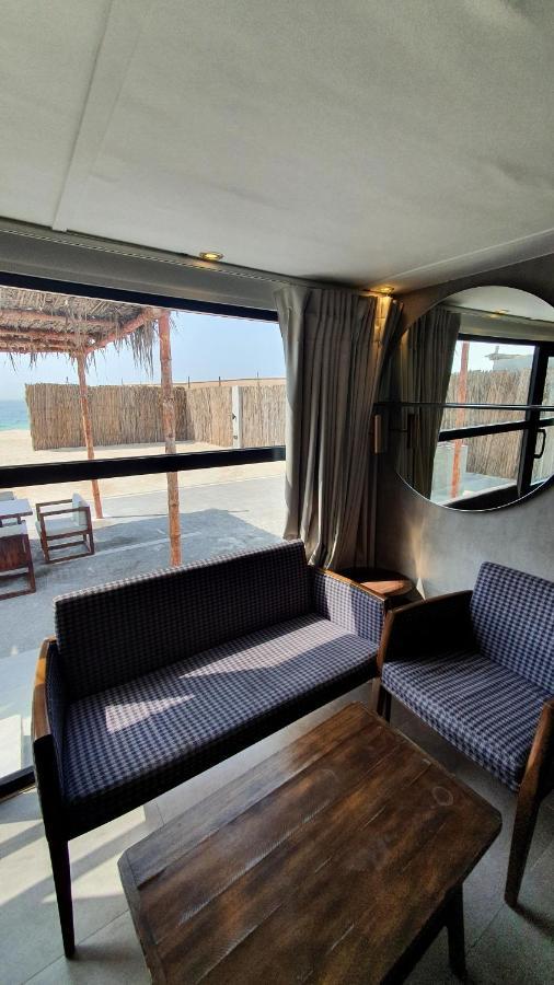 Caravana Beach Resort Al Zorah Ajmán Exterior foto